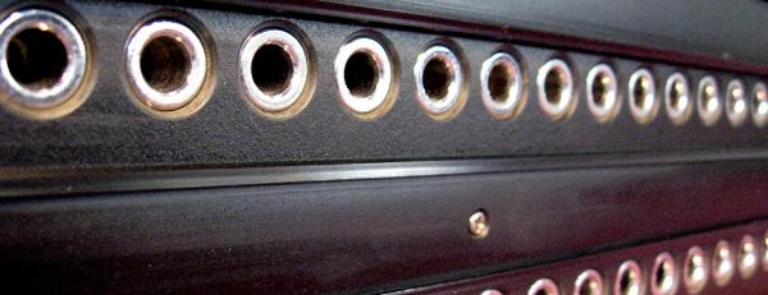 Image sur Audio Accessories 52 point 1/4'' LongFrame balanced patch panels, Reduced Prices!