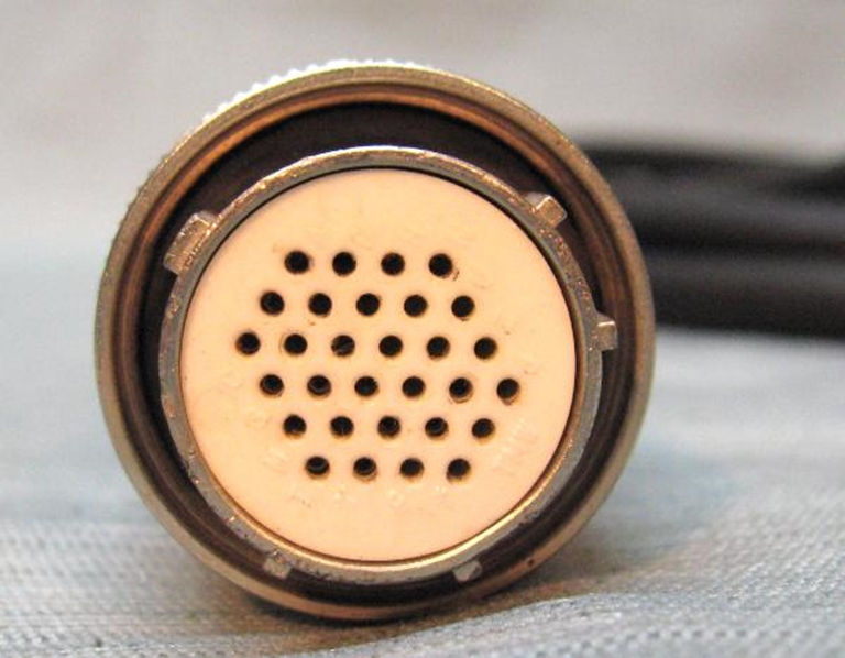 Image sur Camera Cable, 14 Pin Male to 30 Pin Female, by Hirakawa.