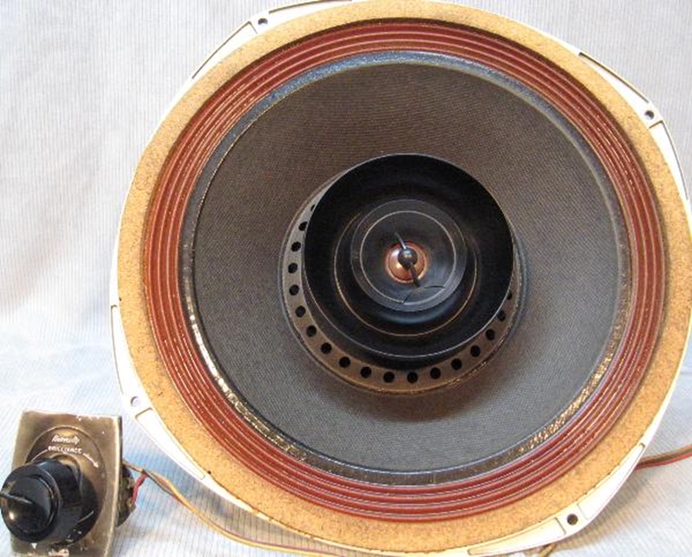 Image sur University Sound Model 312 12" Diffaxial 3-way