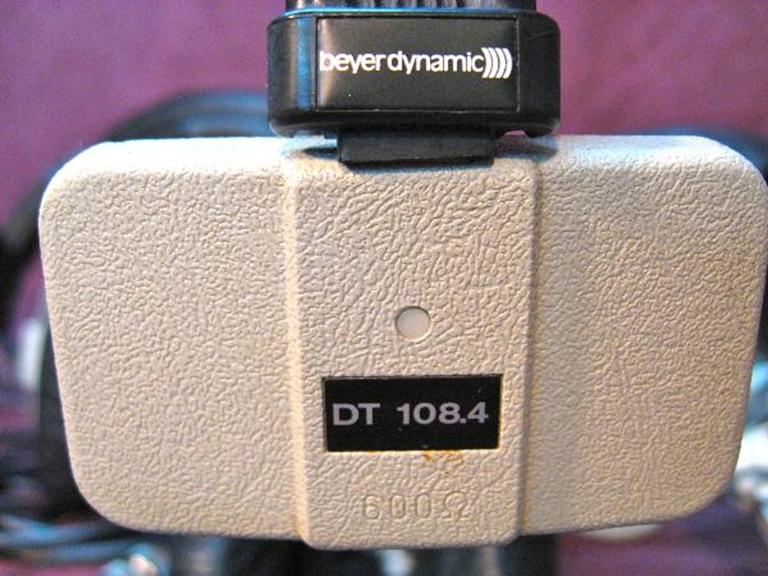 Picture of Beyer Dynamic DT 108.4 Headsets