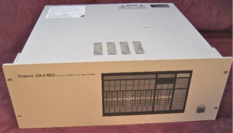 Image sur Roland DM80-8 Disk Recorder