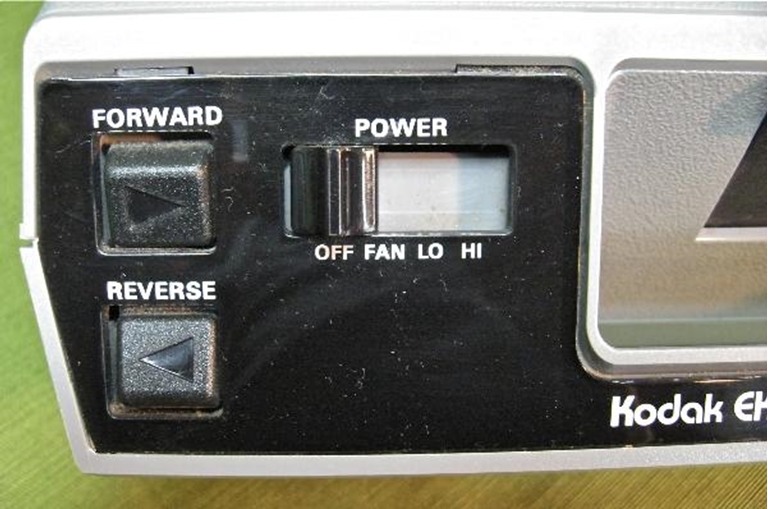 Image sur Kodak Ektagraphic III E 35mm Slide Projector