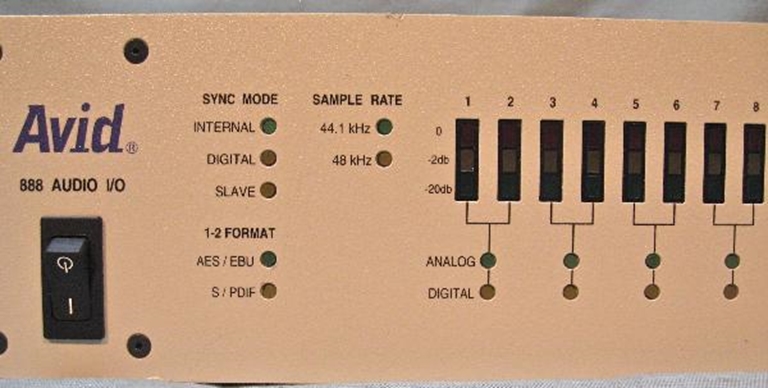 Image sur Avid Digidesign 888 Audio I/O, Model MH068-AV