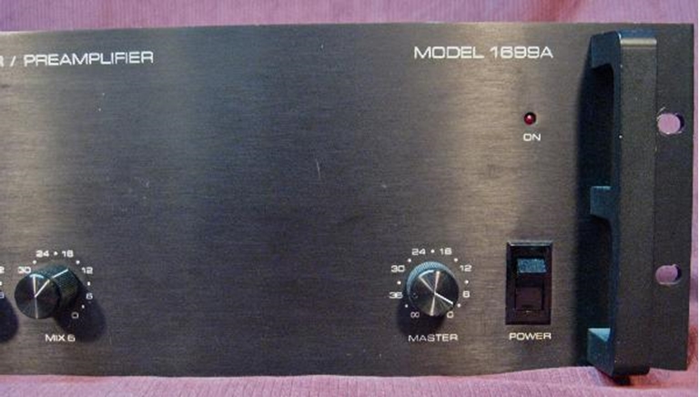 Image sur Altec Lansing 1699A 6 channel Mixer