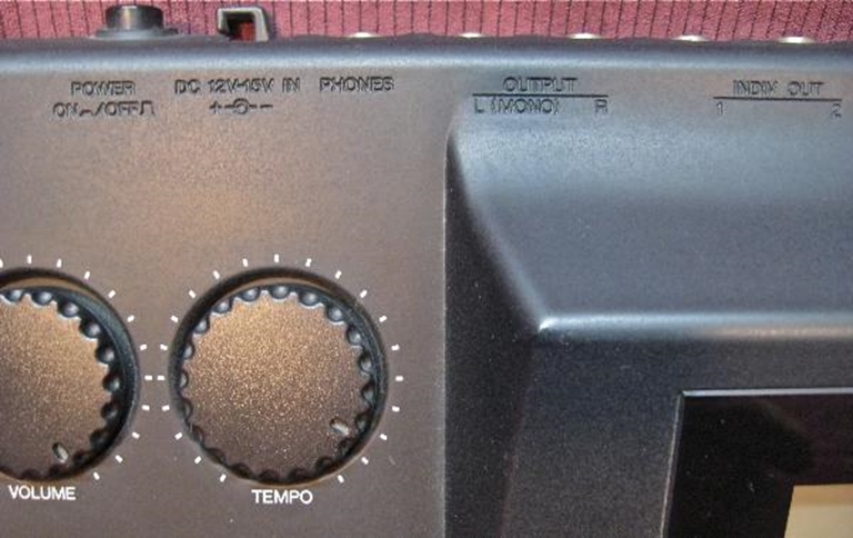 Image sur Yamaha RX8 Drum Machine