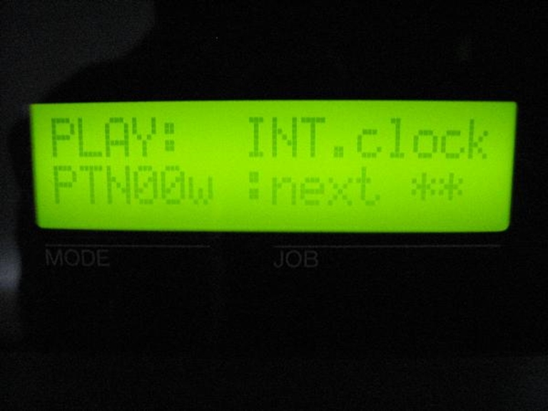 Image sur Yamaha RX8 Drum Machine