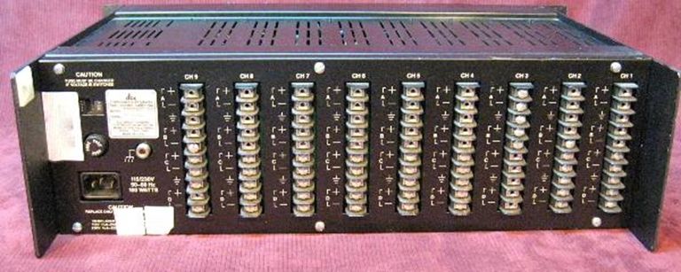 Image sur DBX 900 Frame with 903, 904 and 905 modules