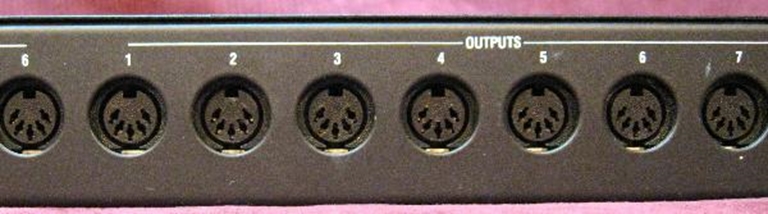 Image sur Digital Music MX-8 Midi Patch Bay