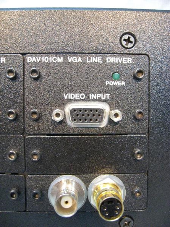 Image sur Extron DAV DAS MAAP  Modules with Wall plate