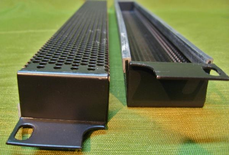 Image sur Rack Security Covers, 1 RU, Large perf