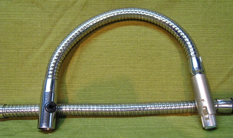 Image sur Atlas 12" Female XLR Gooseneck w feedthru