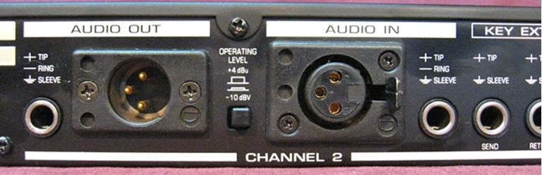 Image sur Behringer MDX 2100 composer