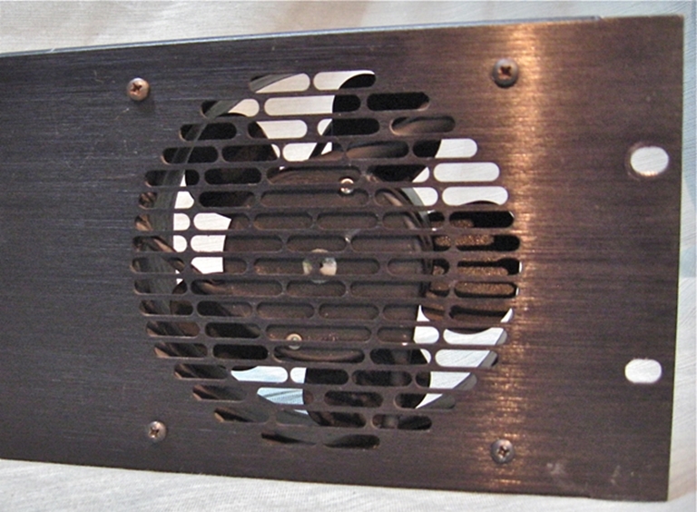 Image sur Middle Atlantic Exhaust Fan Kit (KO-AWFP2 type)