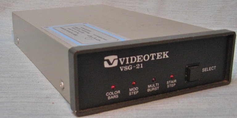 Image sur Videotek  VSG-21 Video Pattern Generator, snA09900594