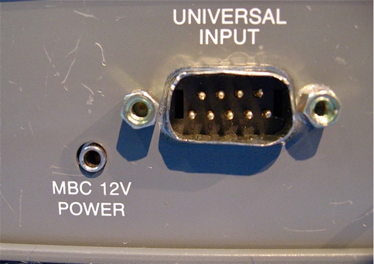 Image sur Extron RGB 118 9 Pin Analog to RGBs video