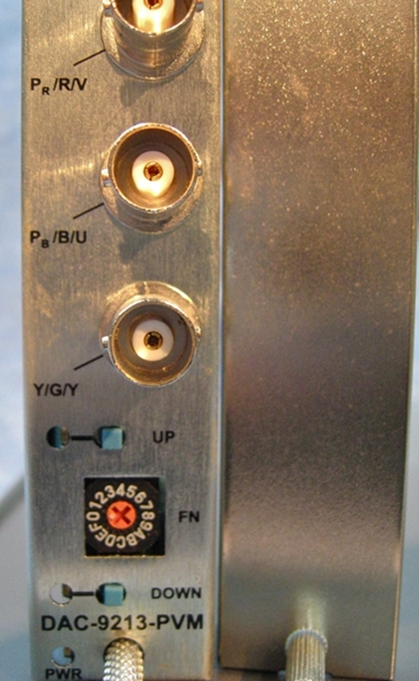 Image sur Ross DAC-9213-PVM SDI to RGB/Component converter