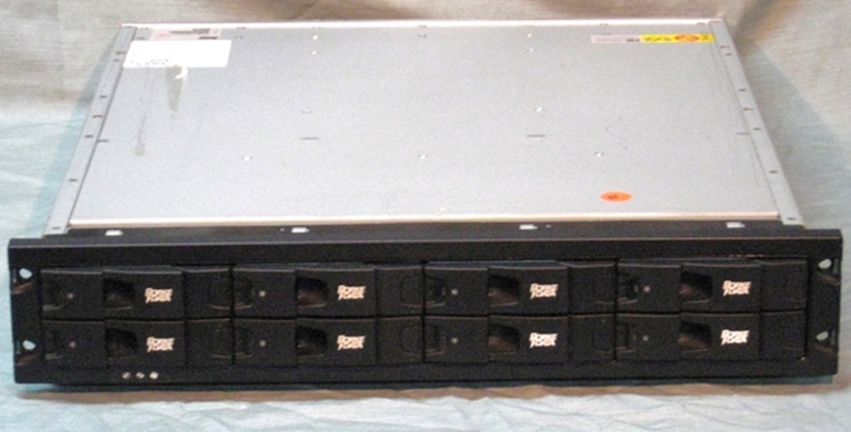 Image sur Rorke Data Media Dock Ultra 320 Frame w 8 removable drives