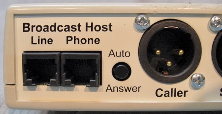 Image sur JK Audio Broadcast Host Telephone Interface
