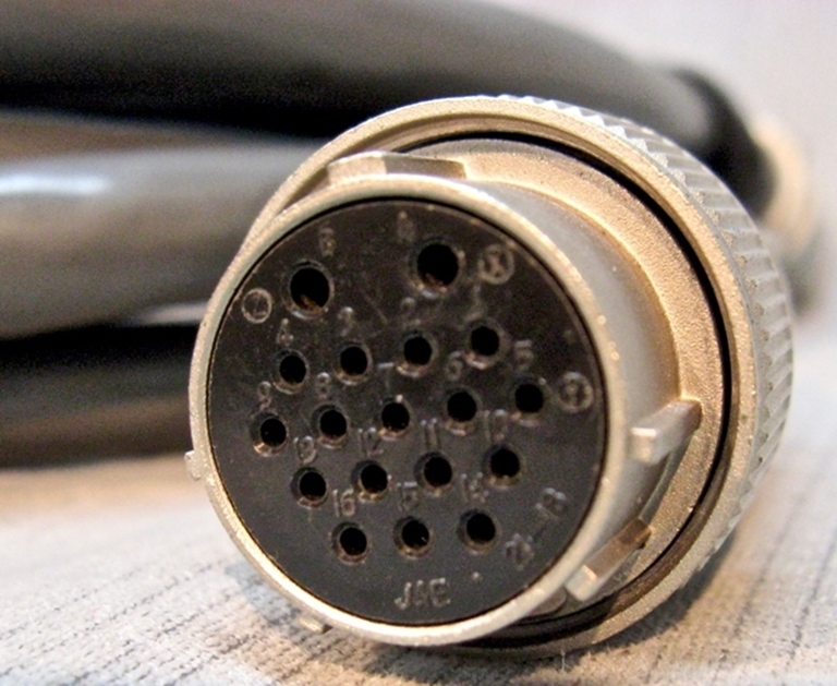 Image sur Sony Cable 16 Pin M to F extension cable, Fit BVH machines.