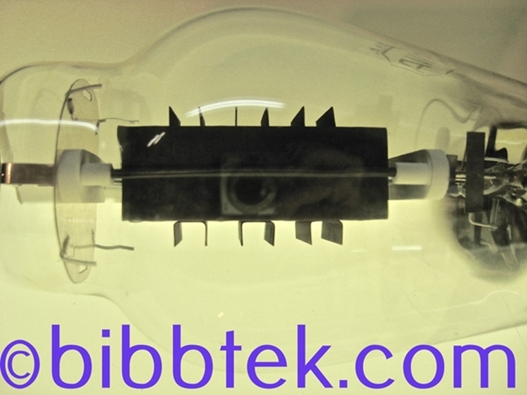 Afbeelding van Amperex 811A Transmitter tube #0113, NOS, tests good.