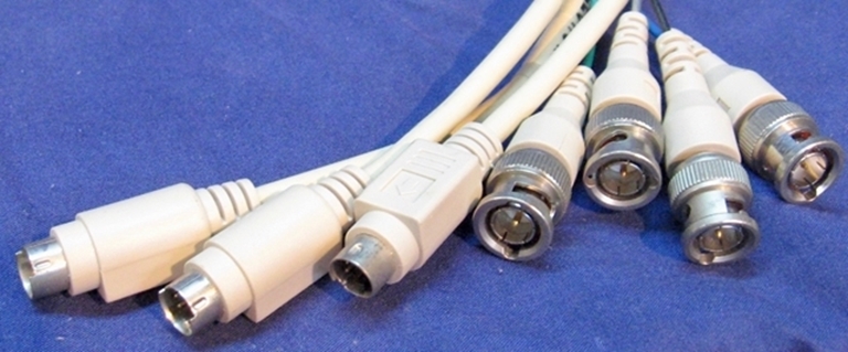 Image sur Sun Microsystems Break Out cables, DB 26 Male to Video