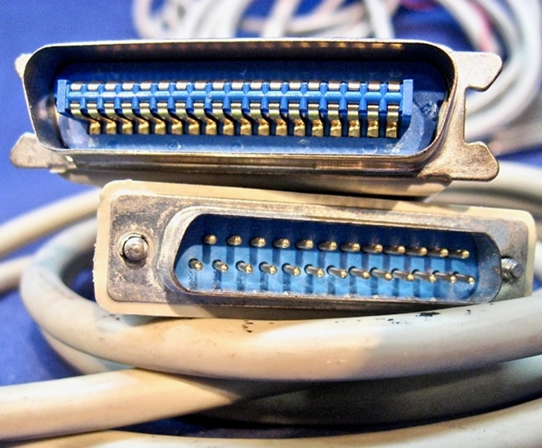 Image sur Centronics 36 to DB25 Cables, Gold flashed.