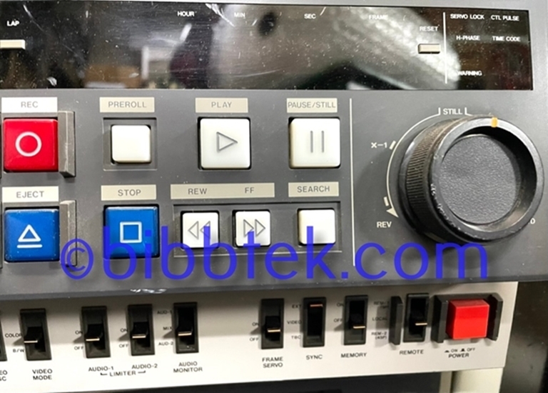 Image sur JVC CR850U Umatic Editing Recorders (Pair)