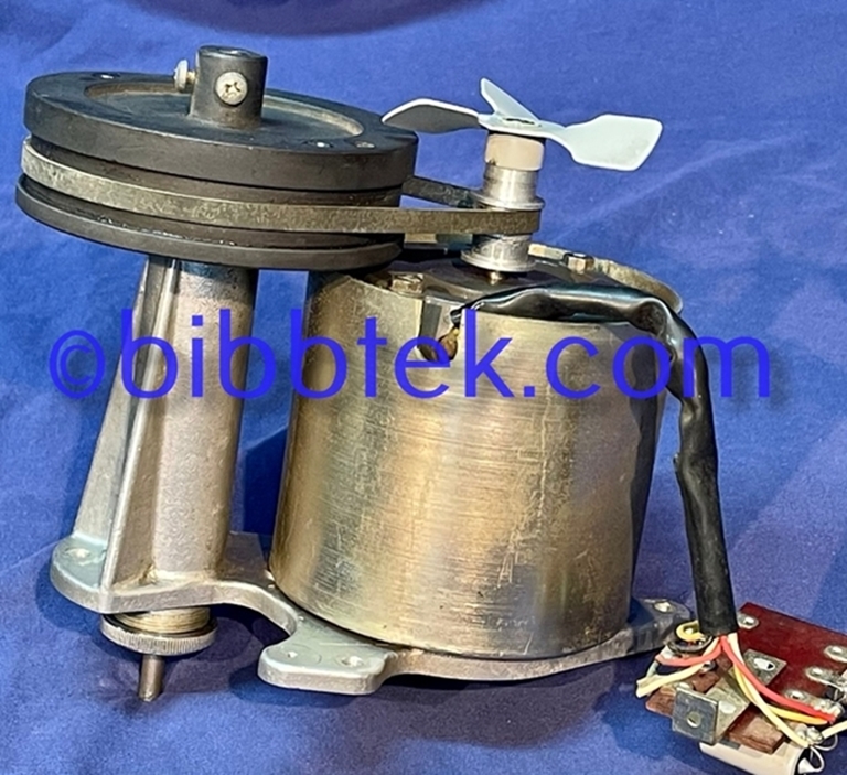 Image sur American Concertone (Teac) Model 605 Parts:  Capstan motor assy.