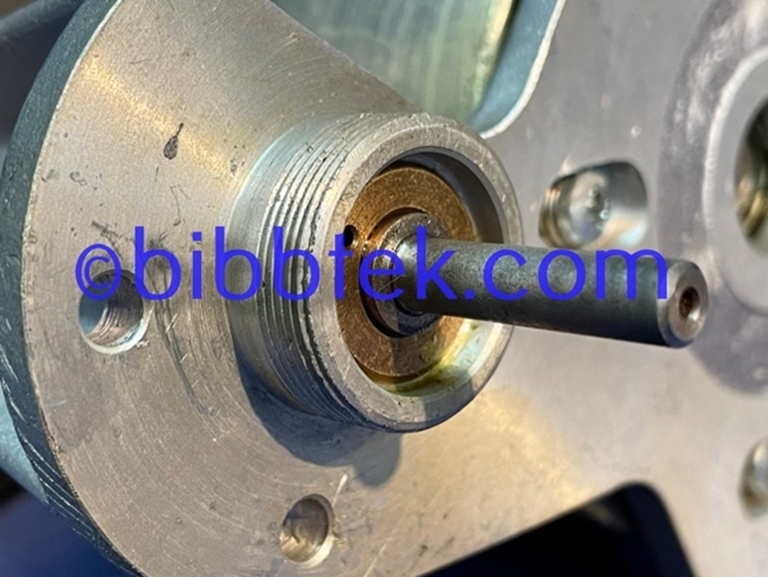 Image sur American Concertone (Teac) Model 605 Parts:  Capstan motor assy.