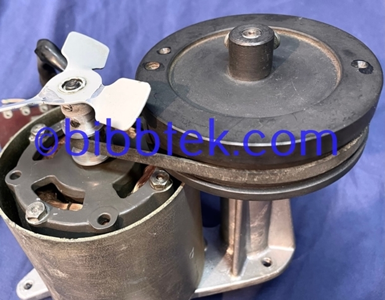 Image sur American Concertone (Teac) Model 605 Parts:  Capstan motor assy.