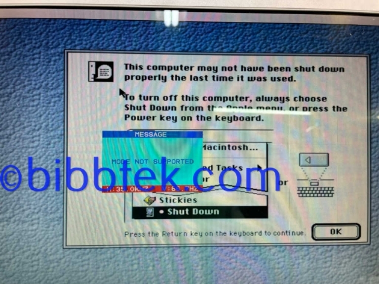 Image sur Apple mac Quadra 700 computer.
